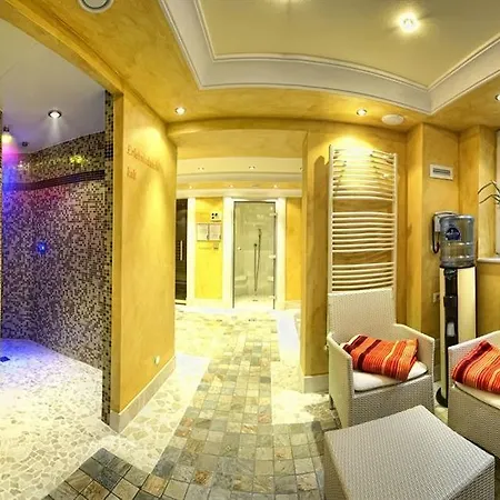 Nordwest-hotel 4*